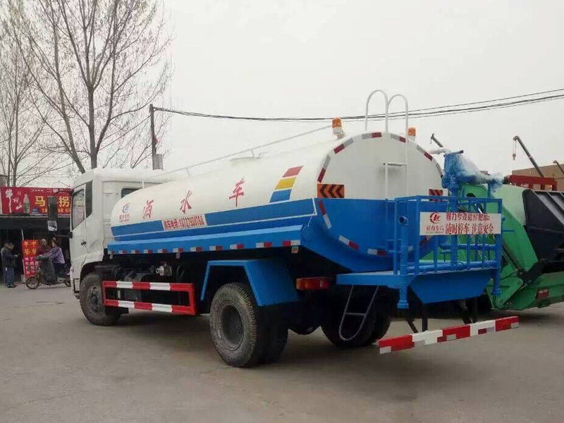 �������12��ˮ��